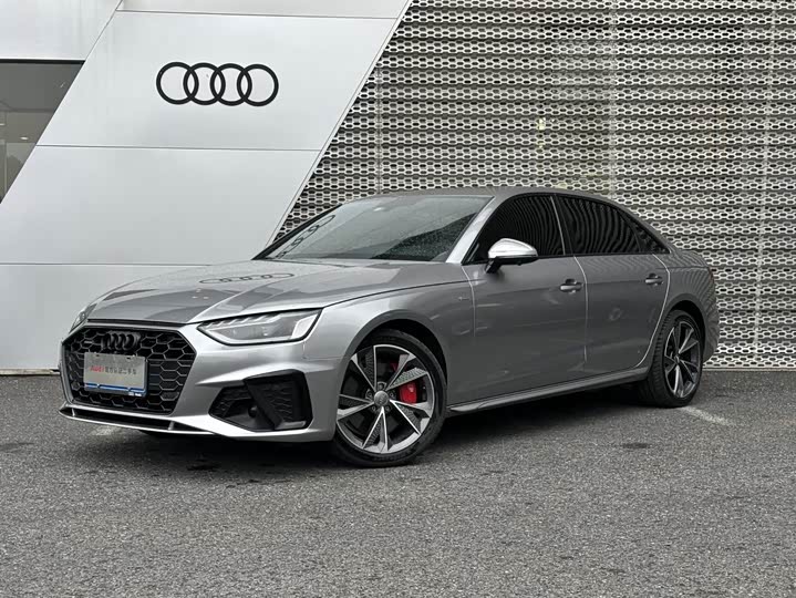 Audi A4L 2020 40 TFSI quattro luxury and dynamic model