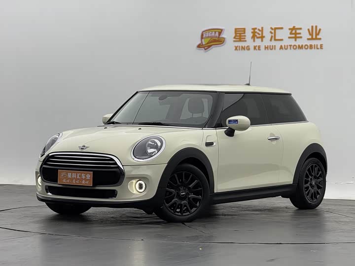 MINI 2021 1.5T ONE PLUS