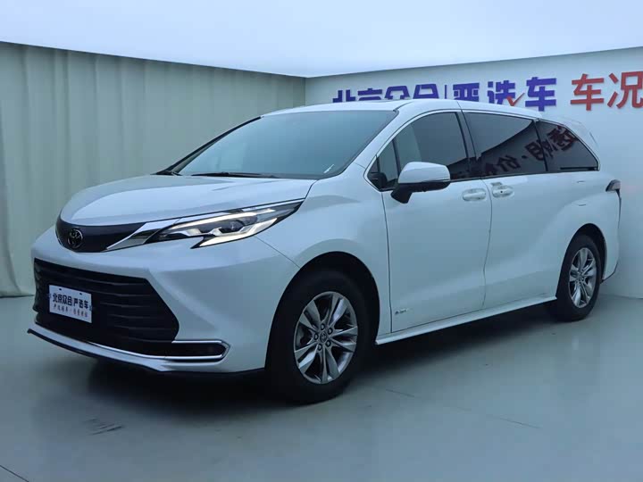 SIENNA 2024 2.5L Hybrid Comfort Edition