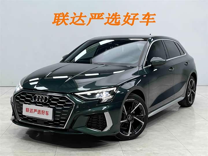 Audi A3 2023 facelift Sportback 35 TFSI stylish and sporty