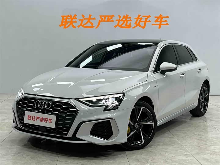 Audi A3 2023 facelift Sportback 35 TFSI stylish and sporty