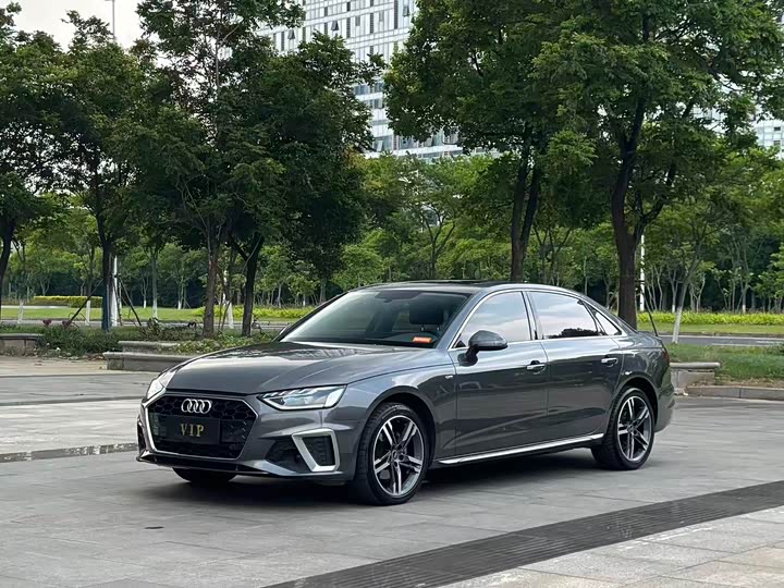 Audi A4L 2022 40 TFSI Fashionable and Dynamic