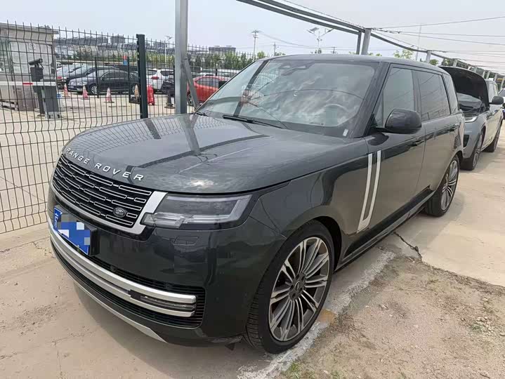 Range Rover 2023 3.0 L6 400PS Model Extended Edition