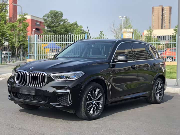 BMW X5 2022 facelift xDrive 30Li exclusive M sports package