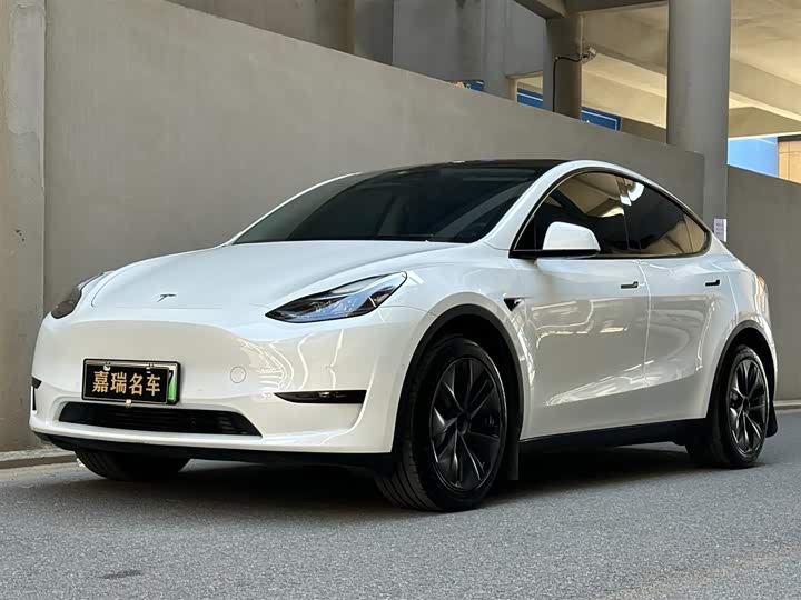 Model Y 2023 rear-wheel drive version