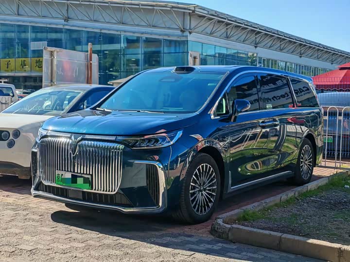 Lantu Dreamer 2026 PHEV Qiankun Pro