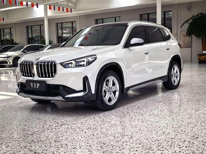 BMW X1 2023 sDrive20Li X-Line