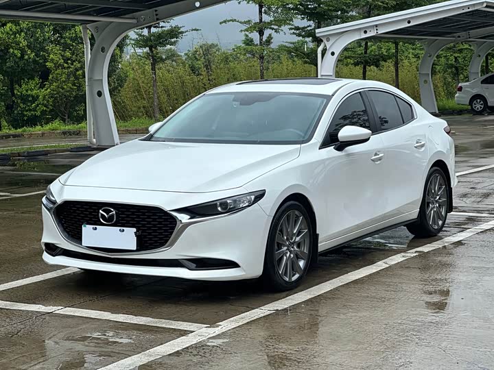 Mazda3 Angkesela 2022 2.0L Automatic Premium Edition