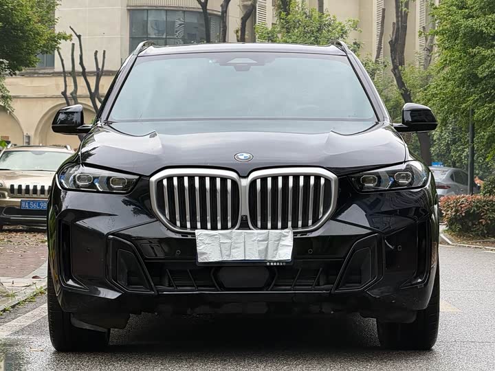 BMW X5 2023 xDrive40Li M Sport Night Package