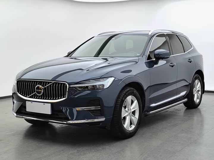 Volvo XC60 2022 B5 AWD Luxury Edition