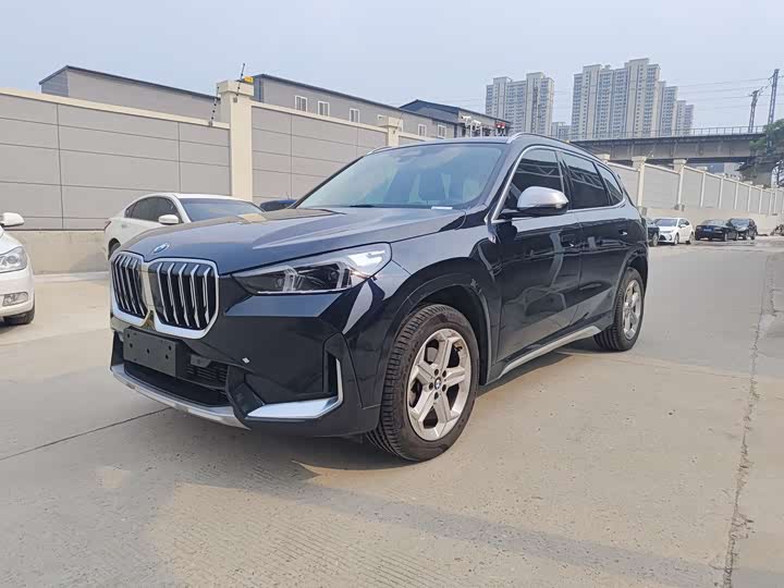 BMW X1 2023 sDrive20Li X-Line