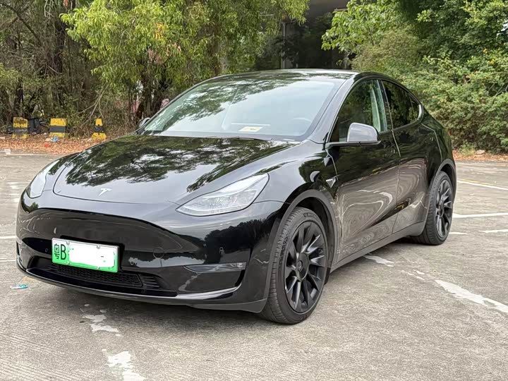 Model Y 2022 rear-wheel drive version