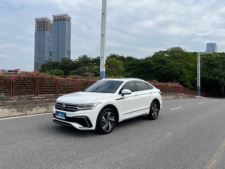 Tiguan X 2022 330TSI 2WD Premium Edition