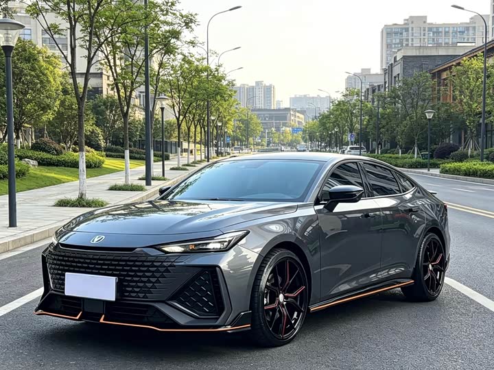 Changan UNI-V 2022 2.0T sharp version