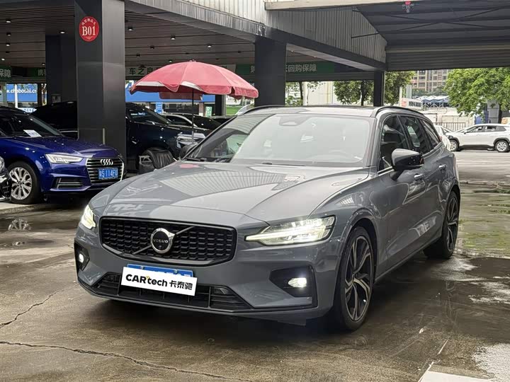 Volvo V60 2023 B5 Ultimate Sport