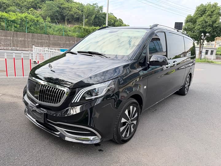 Vito 2021 2.0T Business Edition 7 seats