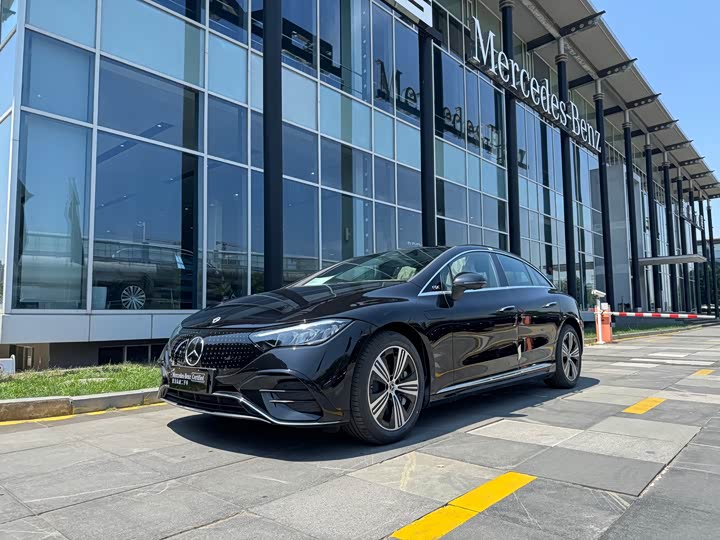 Mercedes-Benz EQE 2025 500 4MATIC Luxury Edition