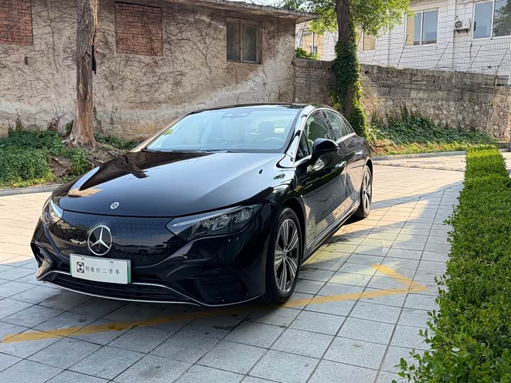 Mercedes-Benz EQE 2025 500 4MATIC Luxury Edition