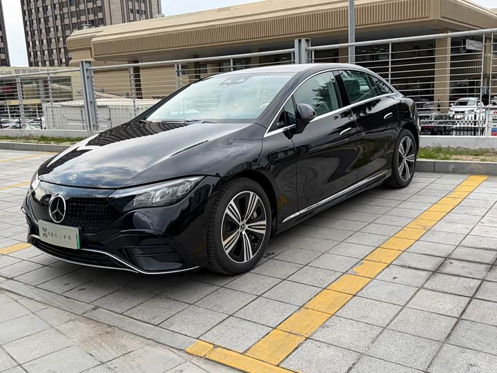 Mercedes-Benz EQE 2025 500 4MATIC Luxury Edition