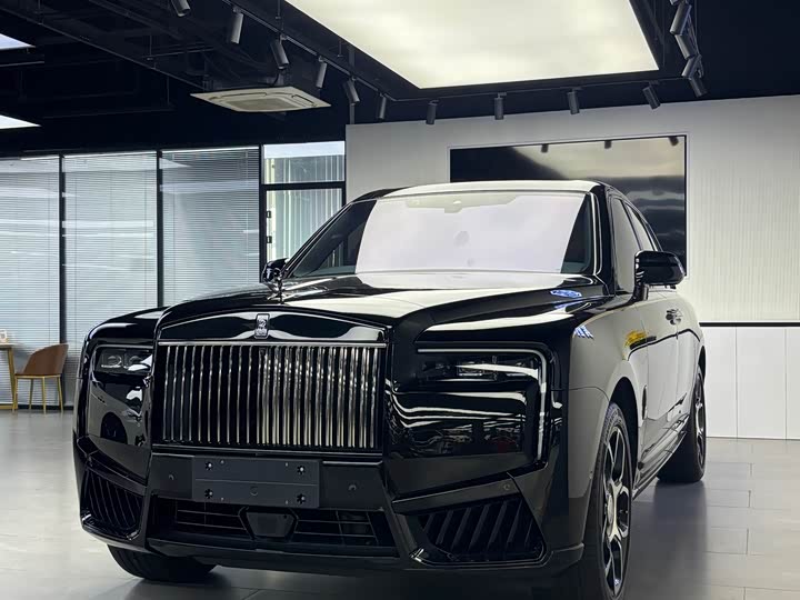 Cullinan 2025 Black Badge