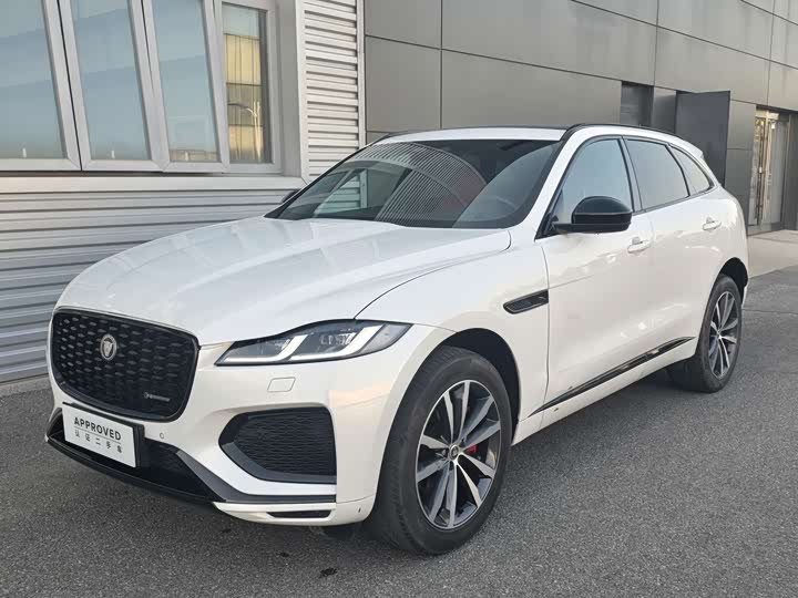 Jaguar F-PACE 2024 P250 R-Dynamic SE
