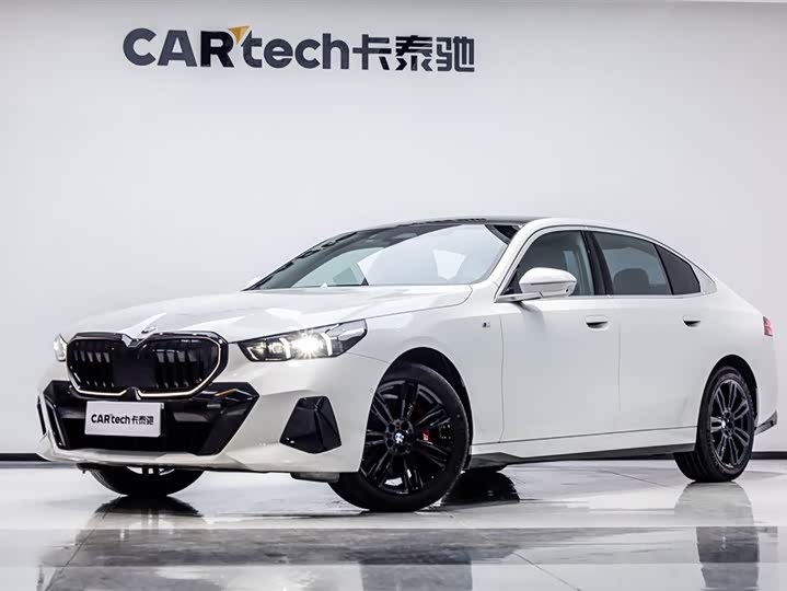 BMW 5 Series 2024 530Li Leading M Sports Package