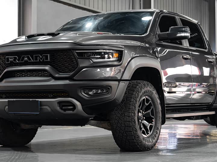 RAM Trucks Tyrannosaurus Rex 2024 6.2L automatic