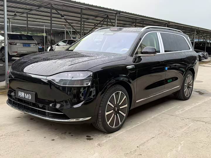 Wenjie M9 2025 extended range Ultra version 52kWh 6-seater version (896-line lidar)