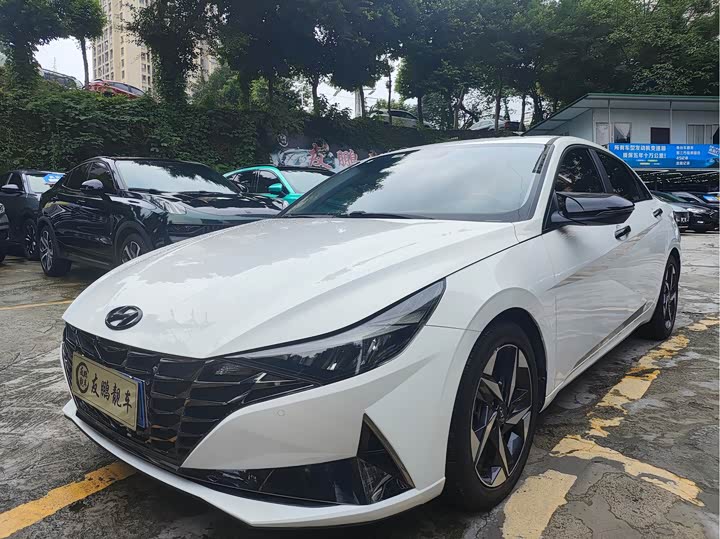 Elantra 2022 1.5L CVT GLX Elite Edition