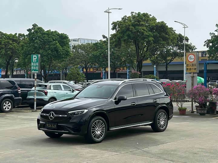 Mercedes-Benz GLC 2023 GLC 300 L 4MATIC Dynamic 7-seater