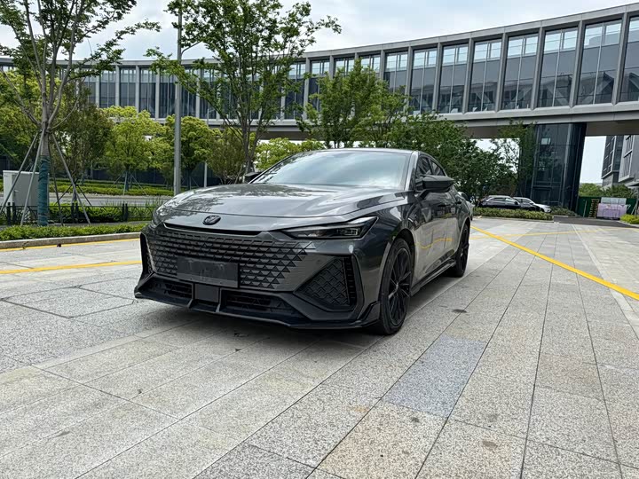 Changan UNI-V 2023 2.0T sharp version