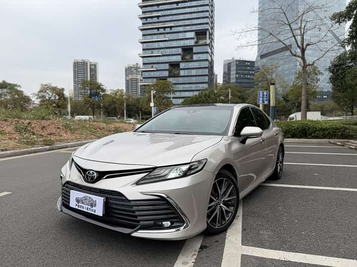 Camry 2021 2.5G Deluxe Edition