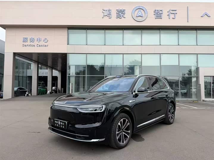 Wenjie M7 2026 extended range Ultra four-wheel drive version 5 seats (192-line lidar)
