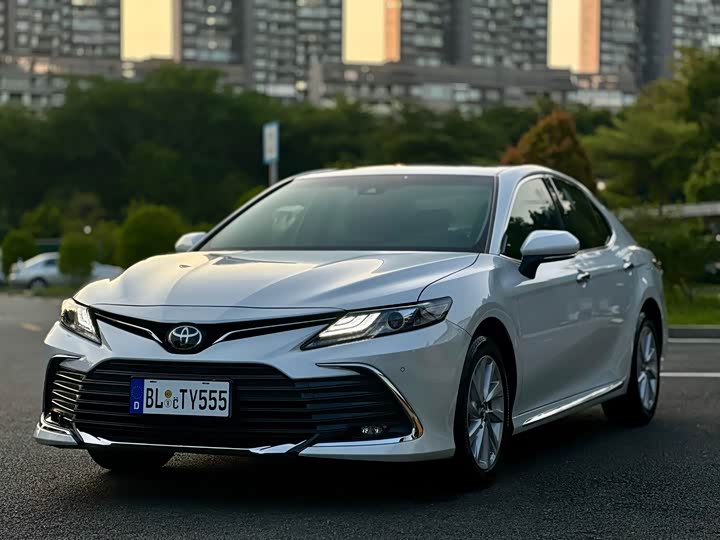 Camry 2023 2.0G Deluxe Edition