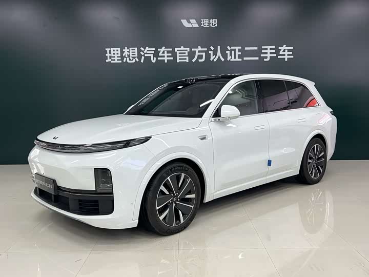 Ideal L8 2025 Max smart refresh version