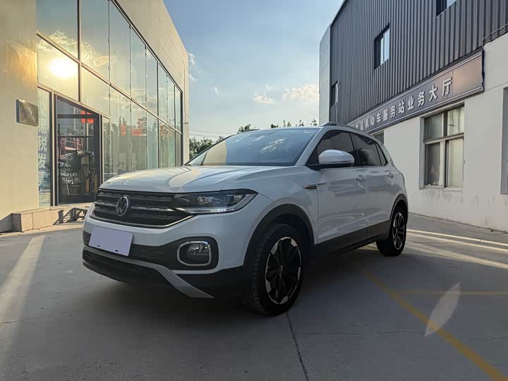 Tacqua 2023 200TSI DSG Smart Connectivity Edition