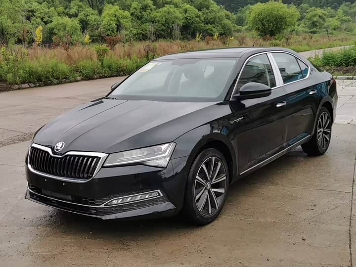 Superb 2025 TSI280 DSG Exclusive Edition