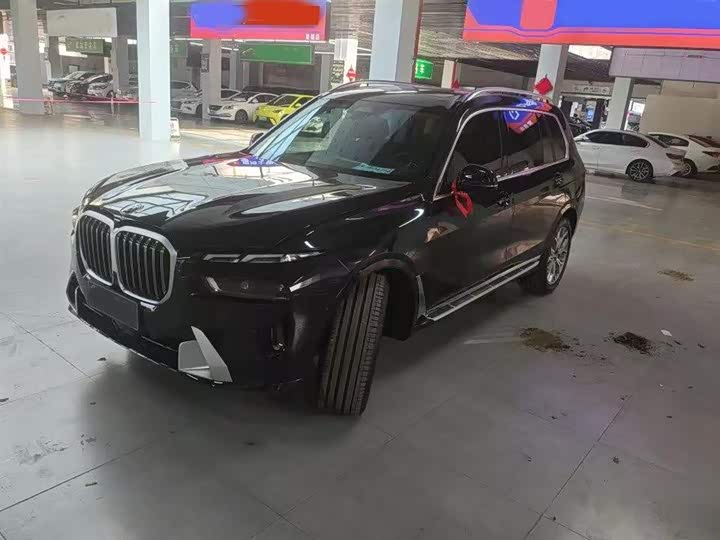 BMW X7 2024 xDrive40i Leading Luxury Package