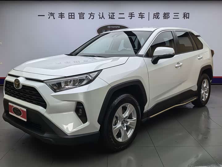 RAV4 2024 2.0L CVT 2WD Urban Edition