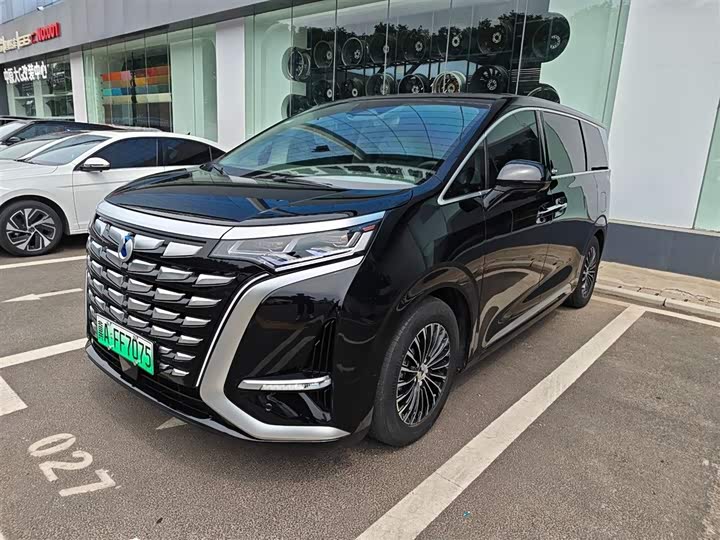 Denza D9 2022 model DM-i 970 four-wheel drive flagship model