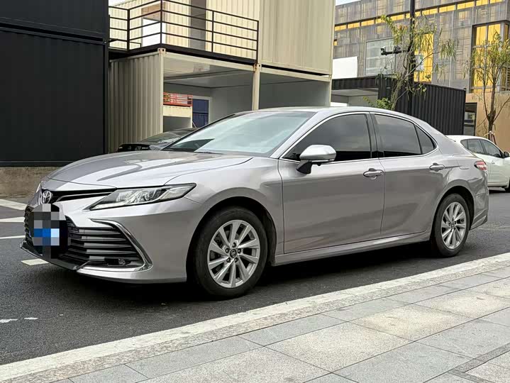 Camry 2022 2.0GVP Leading Edition