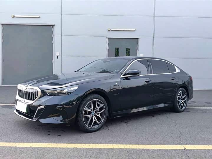 BMW i5 2025 eDrive 35L M Sport Package