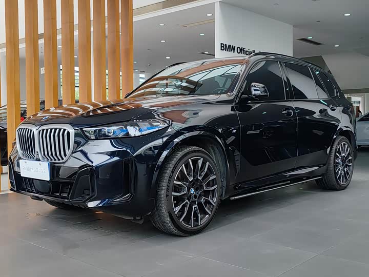 BMW X5 2023 xDrive40Li M Sport Night Package