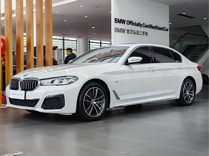 BMW 5 Series 2022 525Li M Sports Package