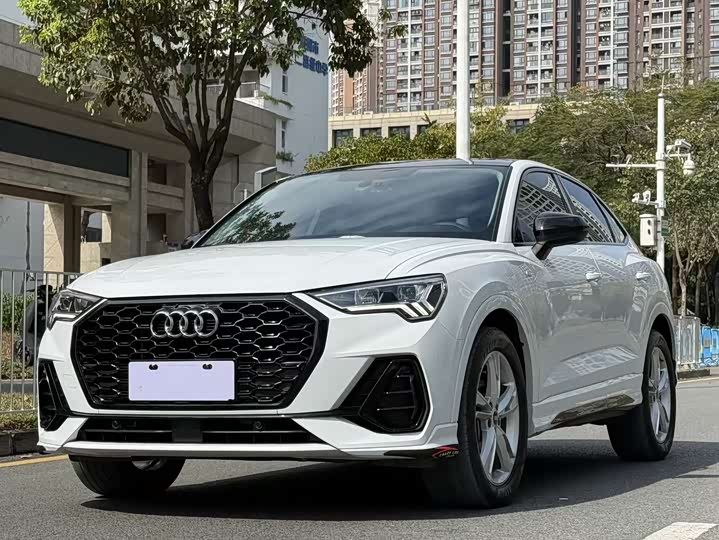 Audi Q3 Sportback 2023 40 TFSI Fashion Model