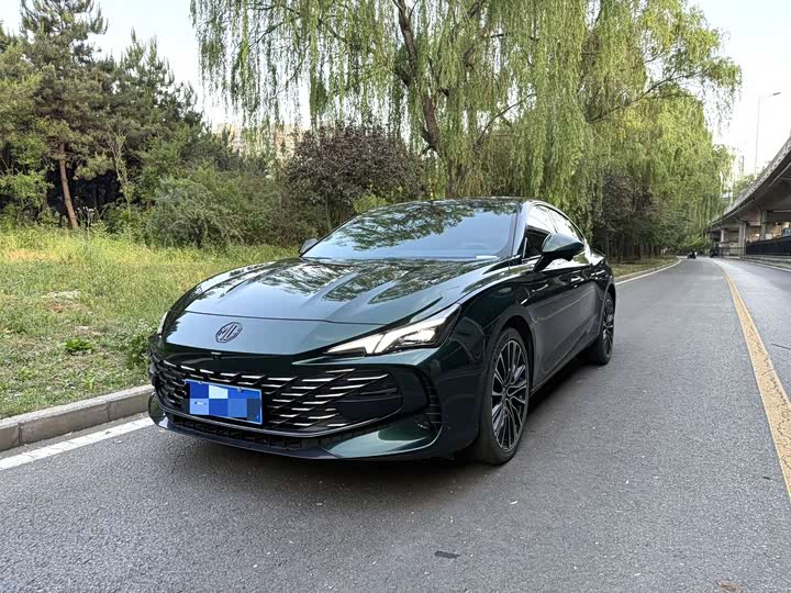 MG7 2023 2.0T Automatic Beauty Hunting Exclusive Edition