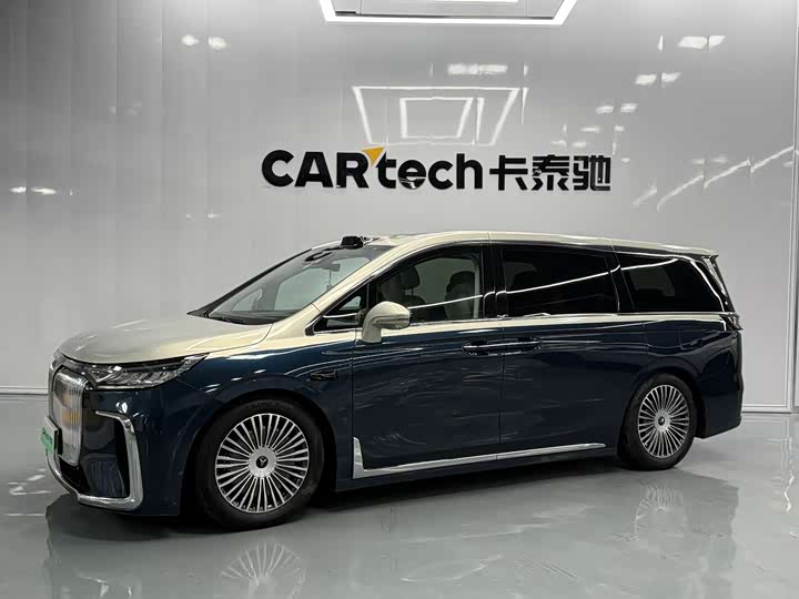VOYAH Dream 2025 PHEV 4WD Flagship Qiankun Edition
