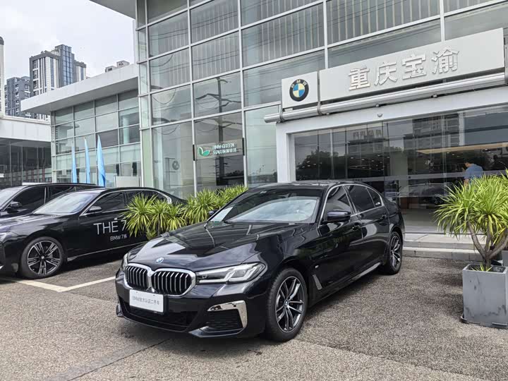BMW 5 Series 2022 Facelift II 525Li M Sport Package