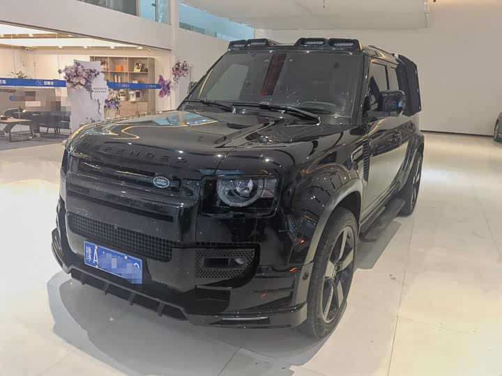 Land Rover Defender 2025 110 3.0T P400 X-Dynamic HSE