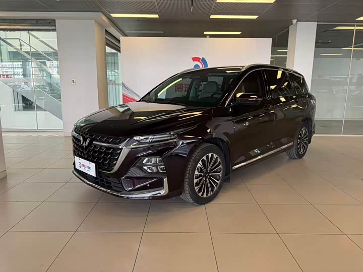 Wuling Capgemini 2023 2.0L DHT luxury model